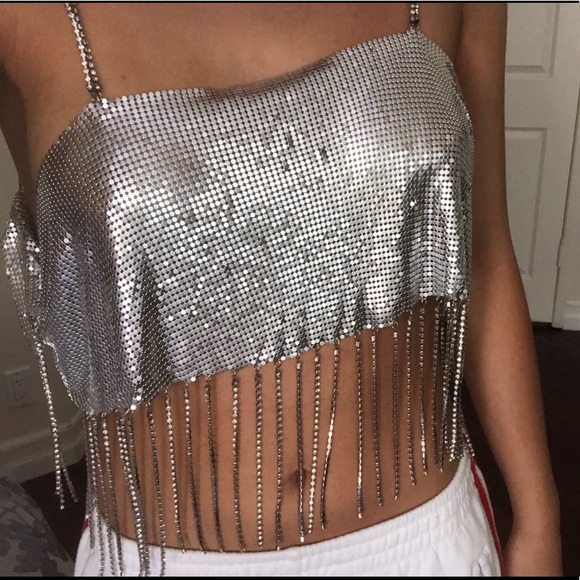 Forever 21 Tops - Forever 21 silver Ruffle tank top